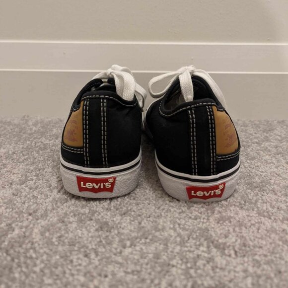 Brand New Men's Denim Levi's Sneakers - Picture 5 of 7